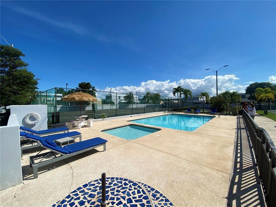 For Sale: $699,000 (3 beds, 2 baths, 2050 Square Feet)