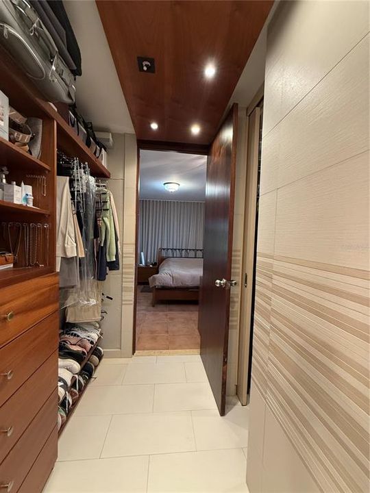 For Sale: $699,000 (3 beds, 2 baths, 2050 Square Feet)