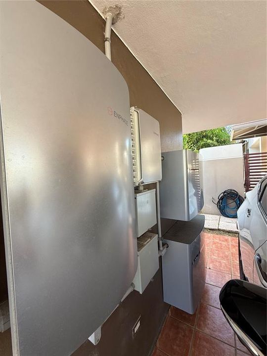 For Sale: $699,000 (3 beds, 2 baths, 2050 Square Feet)