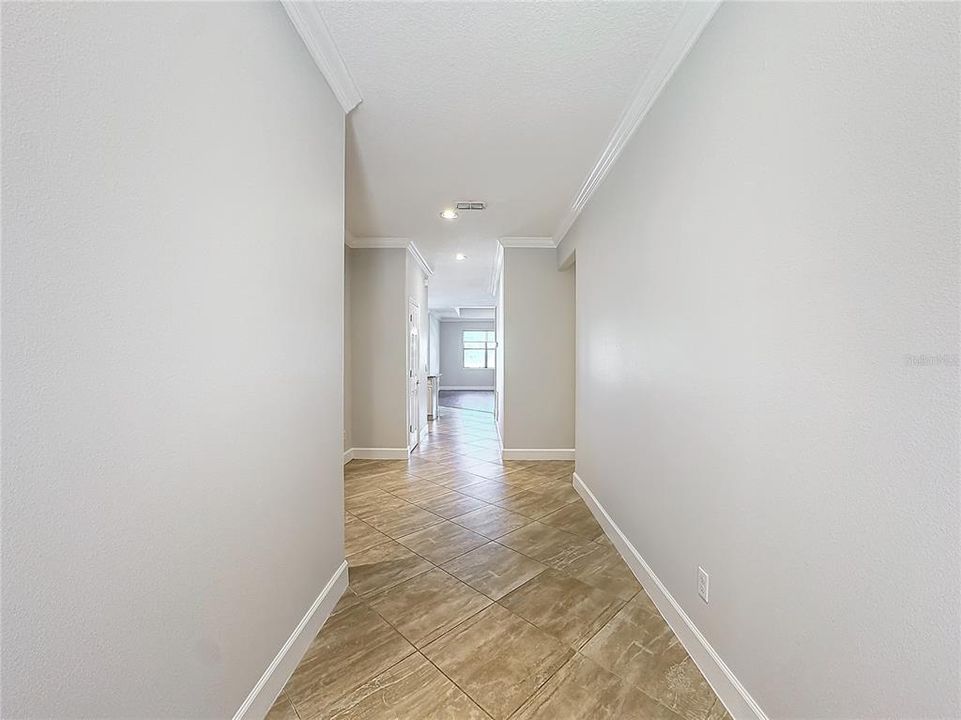 Active With Contract: $3,300 (3 beds, 2 baths, 1910 Square Feet)