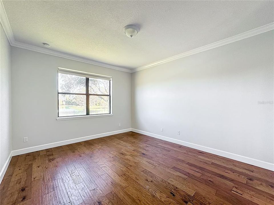 Active With Contract: $3,300 (3 beds, 2 baths, 1910 Square Feet)