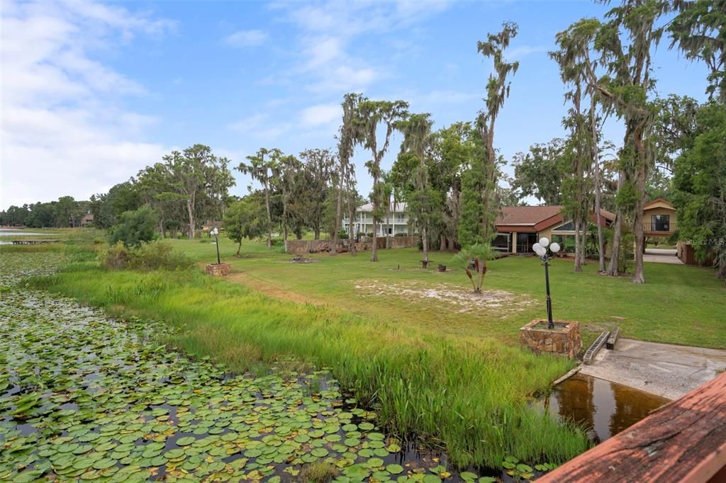 Activo con contrato: $995,000 (4 camas, 3 baños, 4928 Pies cuadrados)