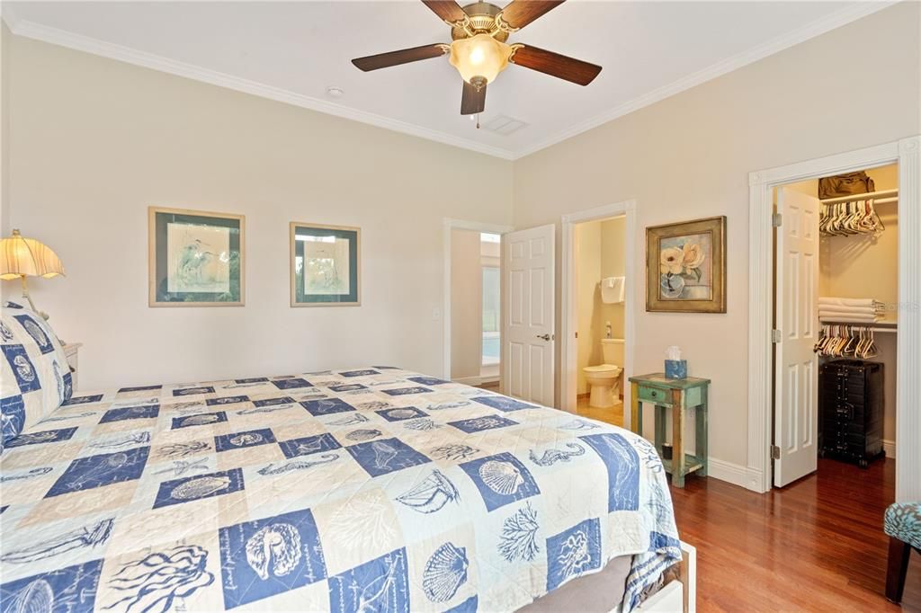 For Sale: $1,350,000 (5 beds, 4 baths, 5486 Square Feet)