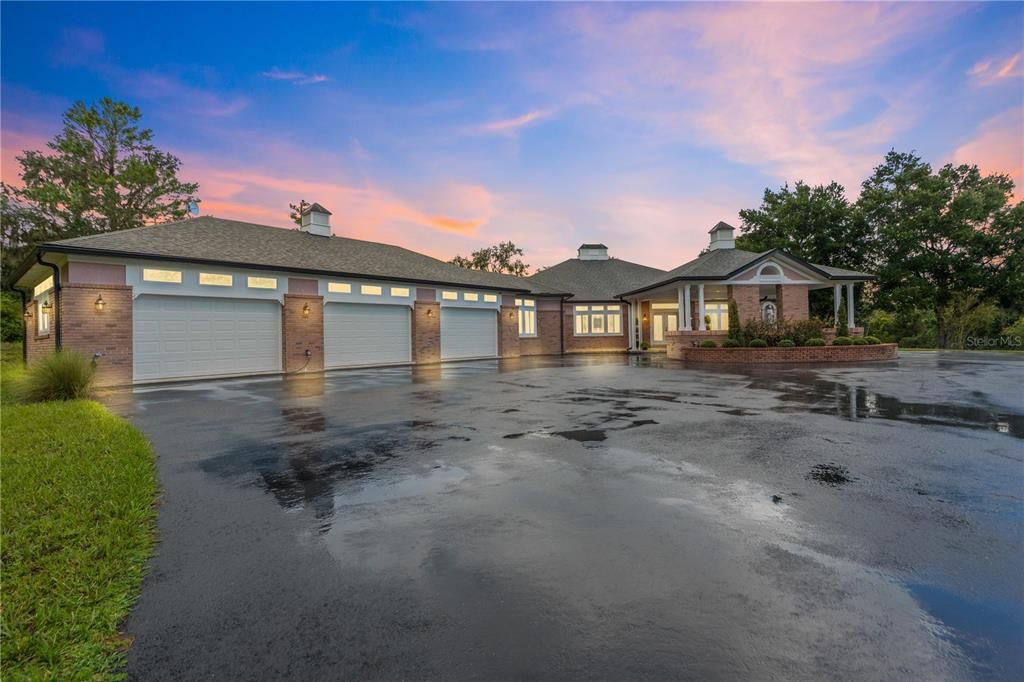 For Sale: $1,350,000 (5 beds, 4 baths, 5486 Square Feet)