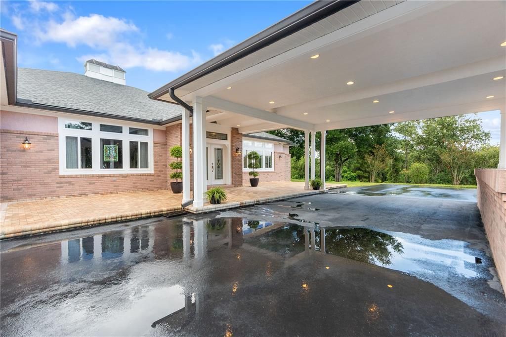 For Sale: $1,350,000 (5 beds, 4 baths, 5486 Square Feet)