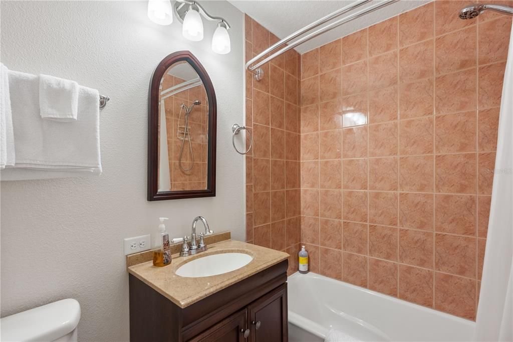 For Sale: $1,350,000 (5 beds, 4 baths, 5486 Square Feet)