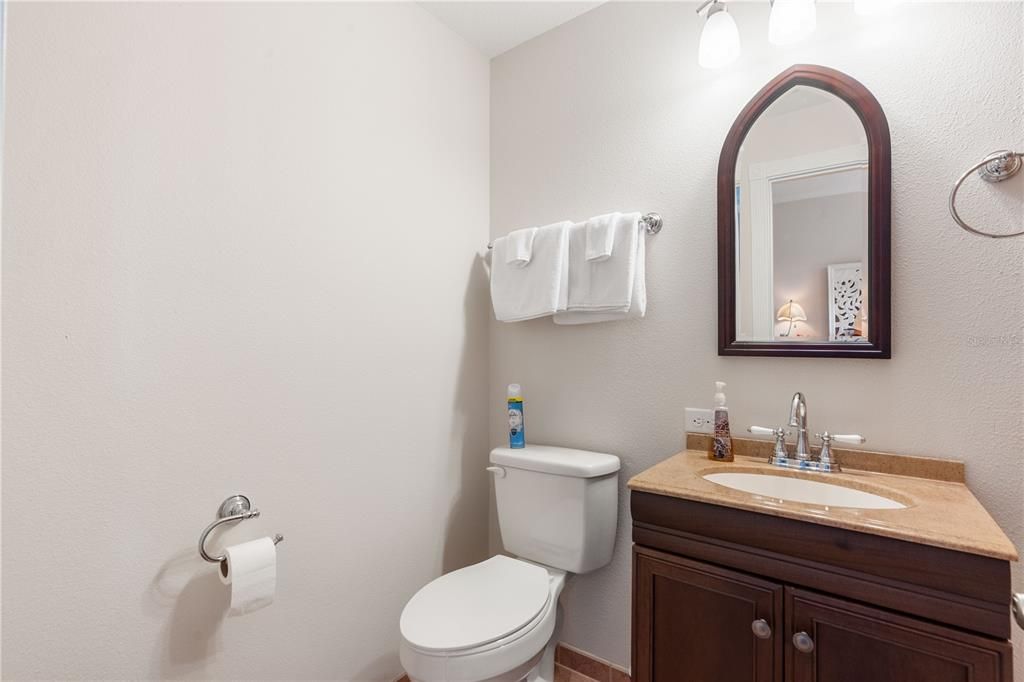 For Sale: $1,350,000 (5 beds, 4 baths, 5486 Square Feet)