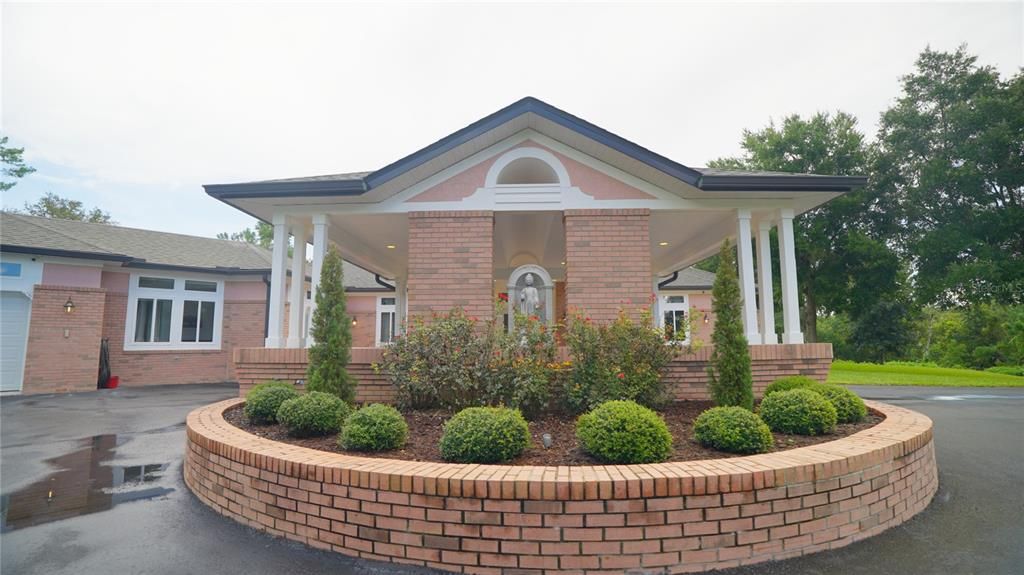 For Sale: $1,350,000 (5 beds, 4 baths, 5486 Square Feet)