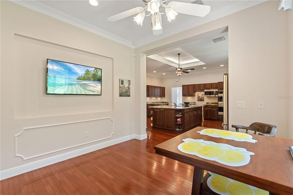 For Sale: $1,350,000 (5 beds, 4 baths, 5486 Square Feet)