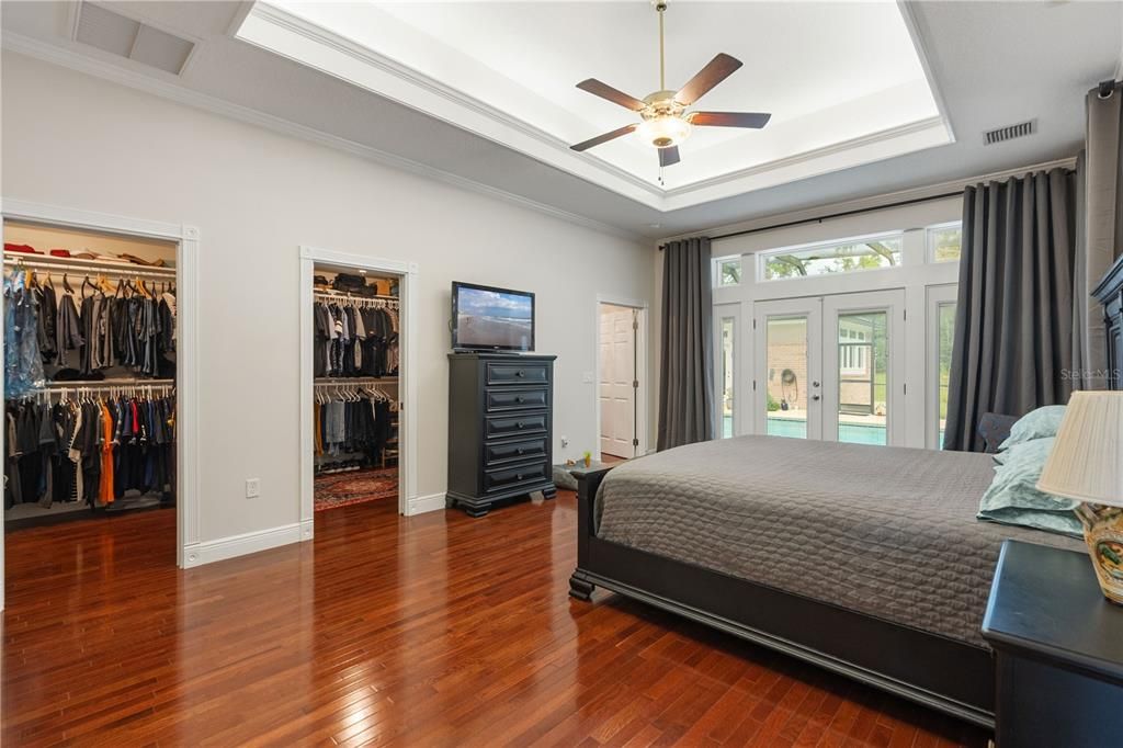 For Sale: $1,350,000 (5 beds, 4 baths, 5486 Square Feet)