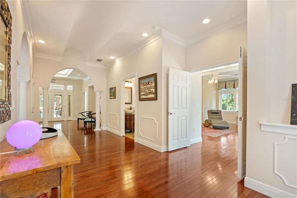 For Sale: $1,350,000 (5 beds, 4 baths, 5486 Square Feet)