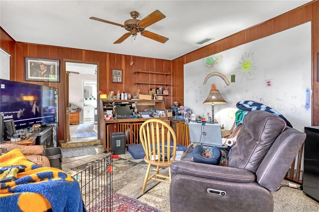 For Sale: $279,000 (3 beds, 2 baths, 1683 Square Feet)