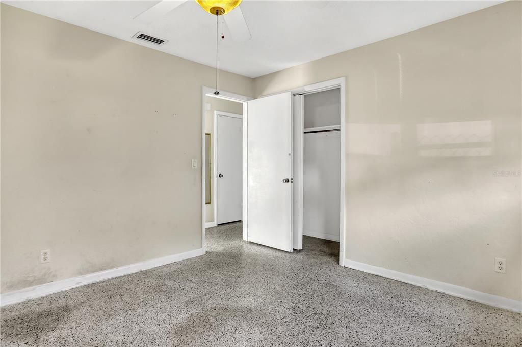 For Sale: $279,000 (3 beds, 2 baths, 1683 Square Feet)