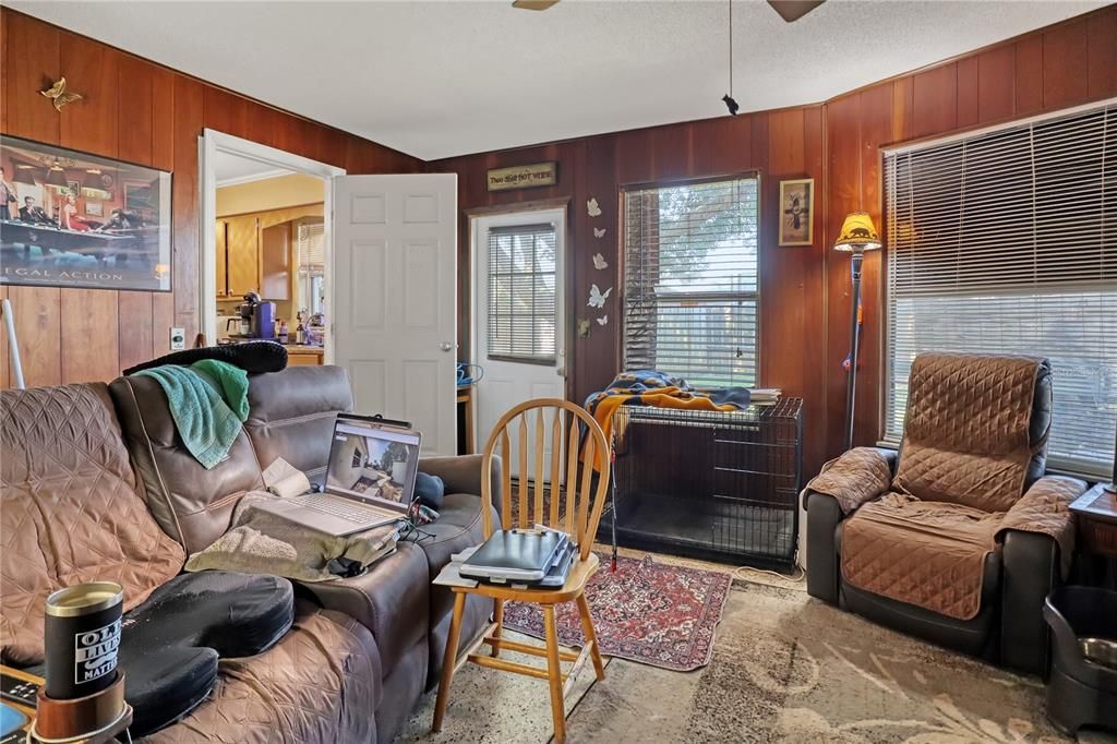 For Sale: $279,000 (3 beds, 2 baths, 1683 Square Feet)