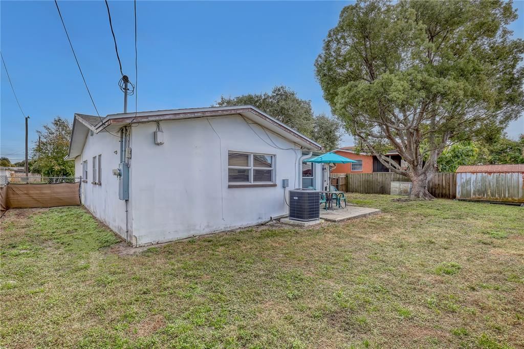 En Venta: $279,000 (3 camas, 2 baños, 1683 Pies cuadrados)