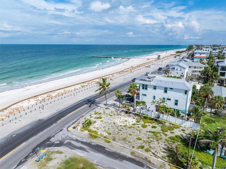 For Sale: $1,950,000 (0.11 acres)