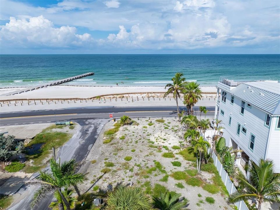 For Sale: $1,950,000 (0.11 acres)