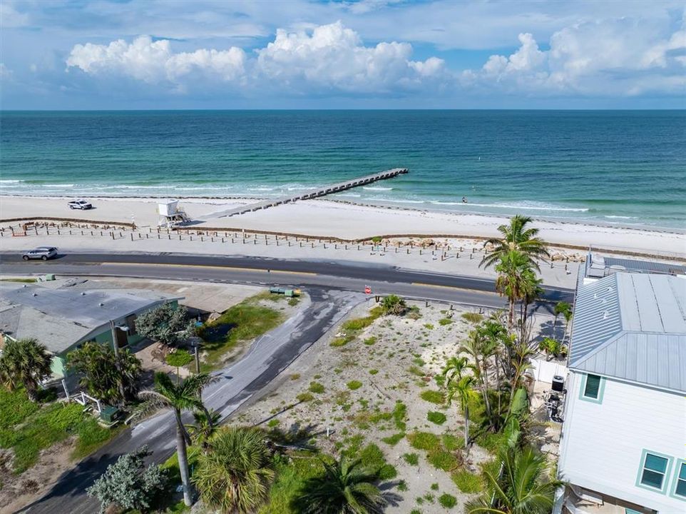 For Sale: $1,950,000 (0.11 acres)