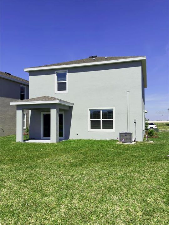 Под контрактом: $3,300 (4 спален, 2 ванн, 2260 Квадратных фут)