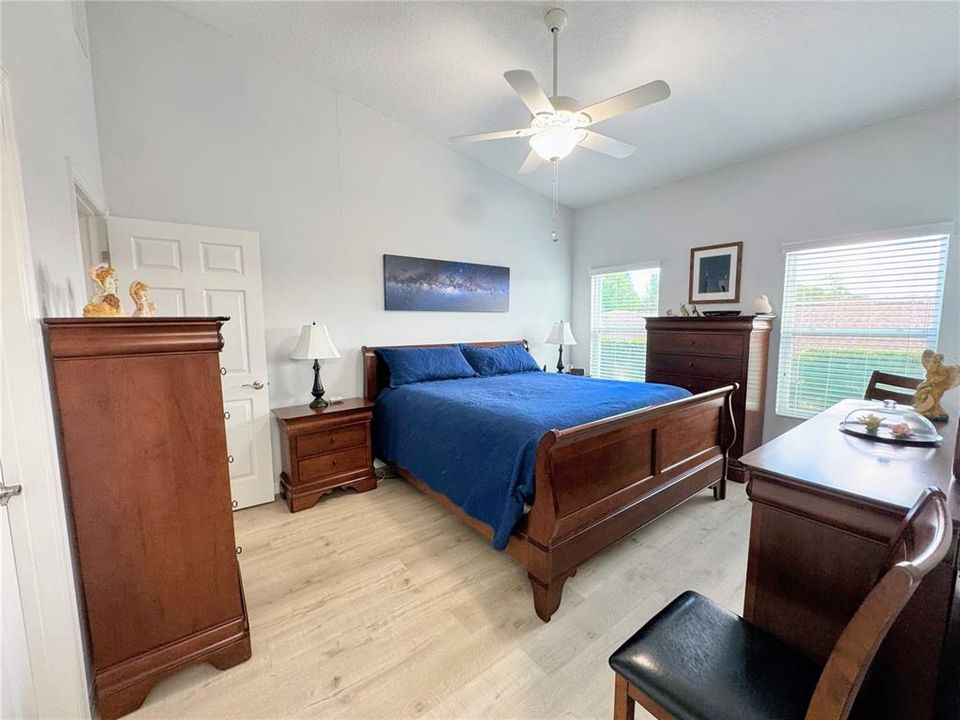 待售: $260,000 (3 贝兹, 2 浴室, 1410 平方英尺)