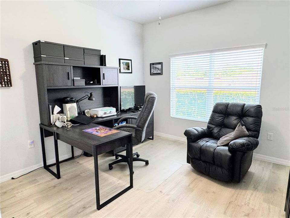 待售: $260,000 (3 贝兹, 2 浴室, 1410 平方英尺)