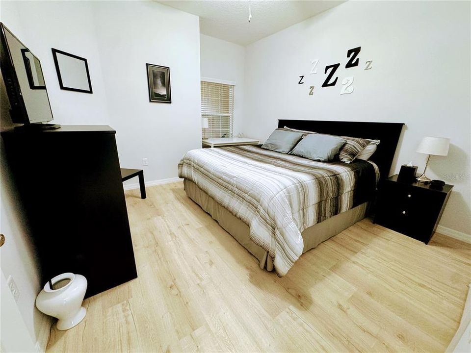 待售: $260,000 (3 贝兹, 2 浴室, 1410 平方英尺)