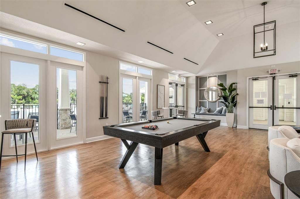 На продажу: $420,000 (4 спален, 2 ванн, 1707 Квадратных фут)