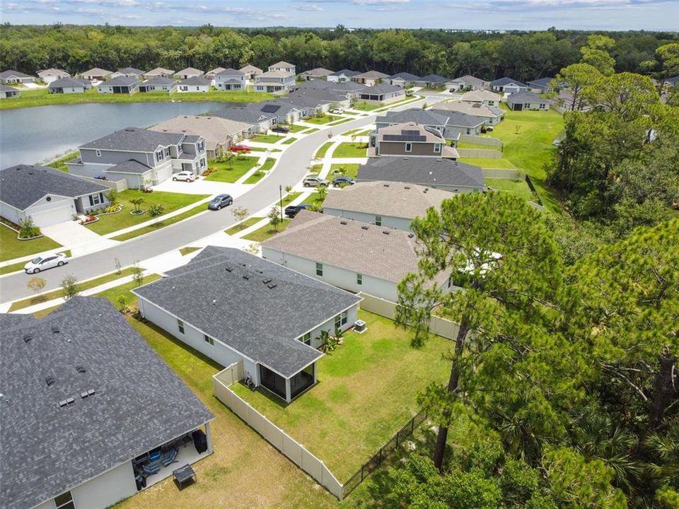 На продажу: $420,000 (4 спален, 2 ванн, 1707 Квадратных фут)