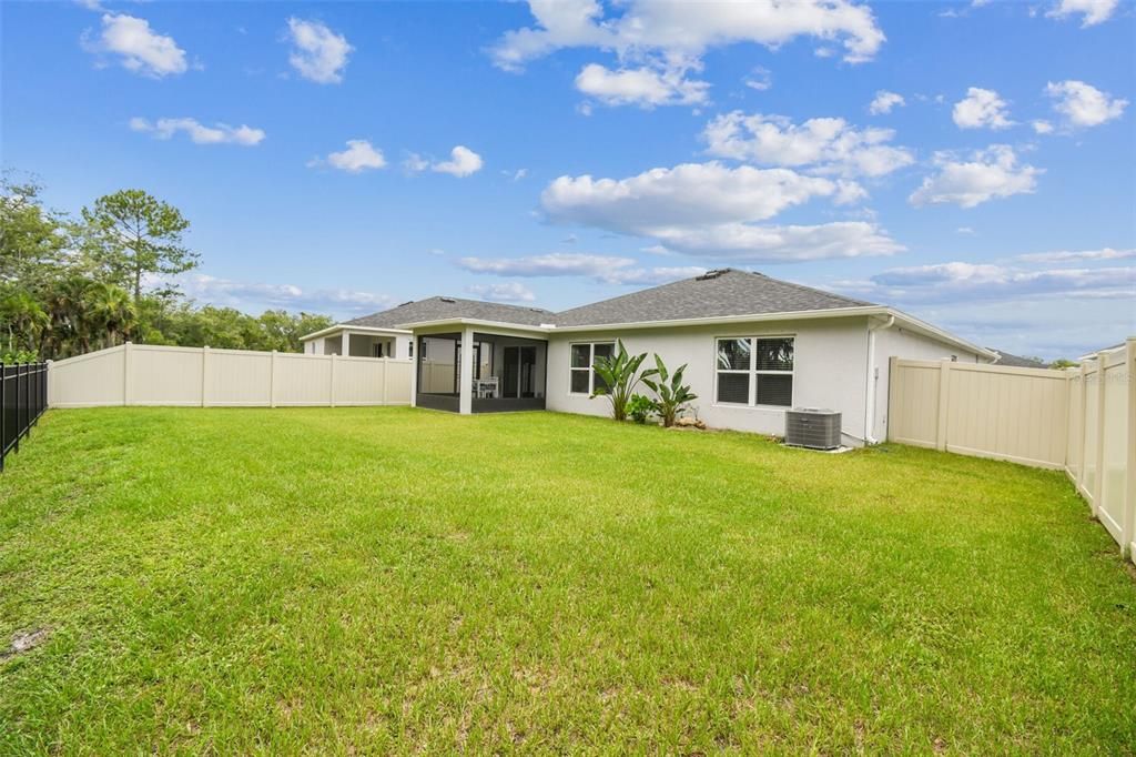 На продажу: $420,000 (4 спален, 2 ванн, 1707 Квадратных фут)