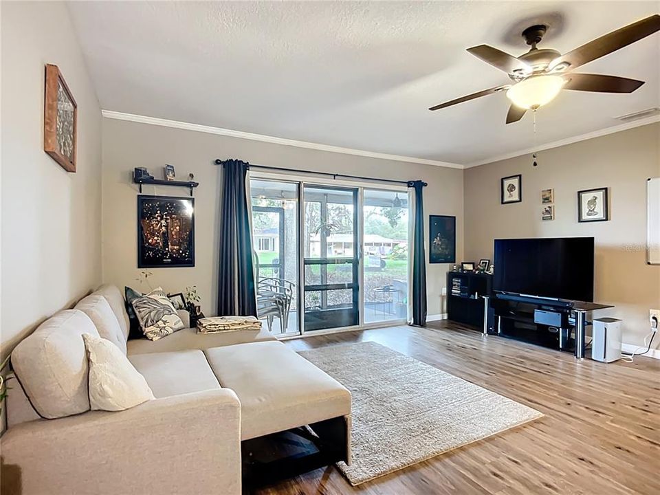 В аренду: $1,700 (2 спален, 1 ванн, 1000 Квадратных фут)