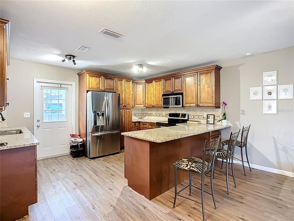 В аренду: $1,700 (2 спален, 1 ванн, 1000 Квадратных фут)