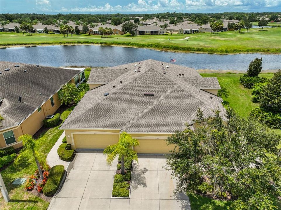 На продажу: $314,990 (2 спален, 2 ванн, 1493 Квадратных фут)