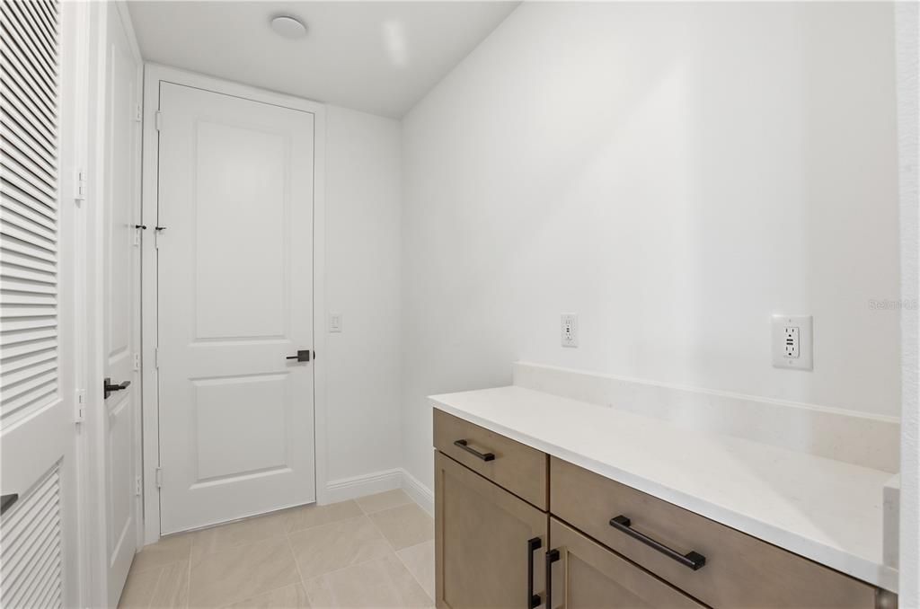 En Venta: $599,990 (4 camas, 3 baños, 2290 Pies cuadrados)