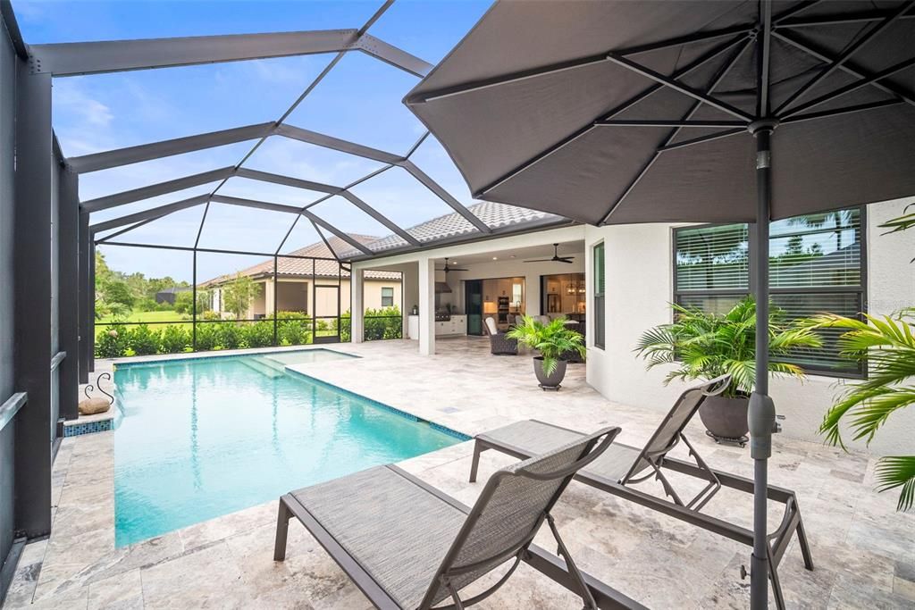 Под контрактом: $1,125,000 (3 спален, 3 ванн, 3101 Квадратных фут)