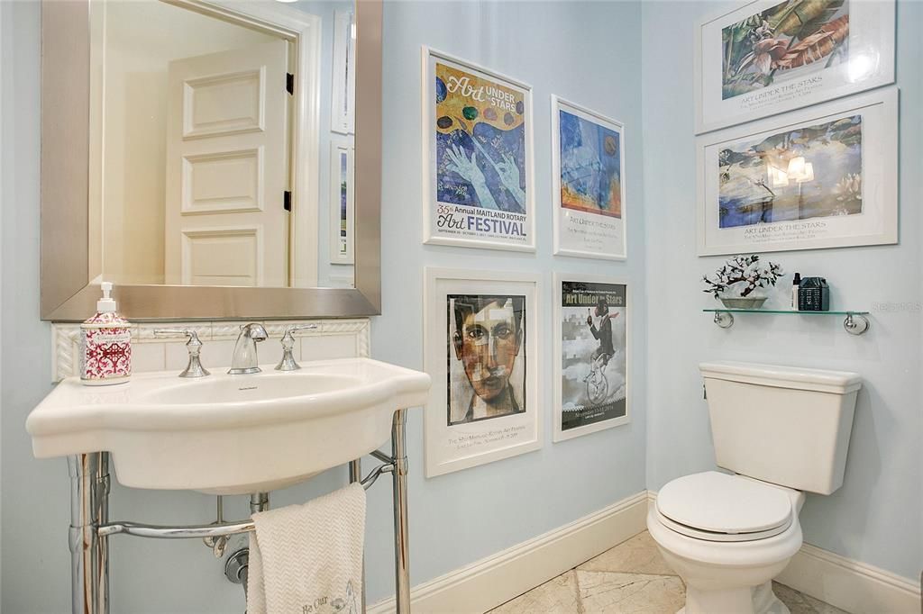 For Sale: $2,895,000 (6 beds, 5 baths, 6163 Square Feet)