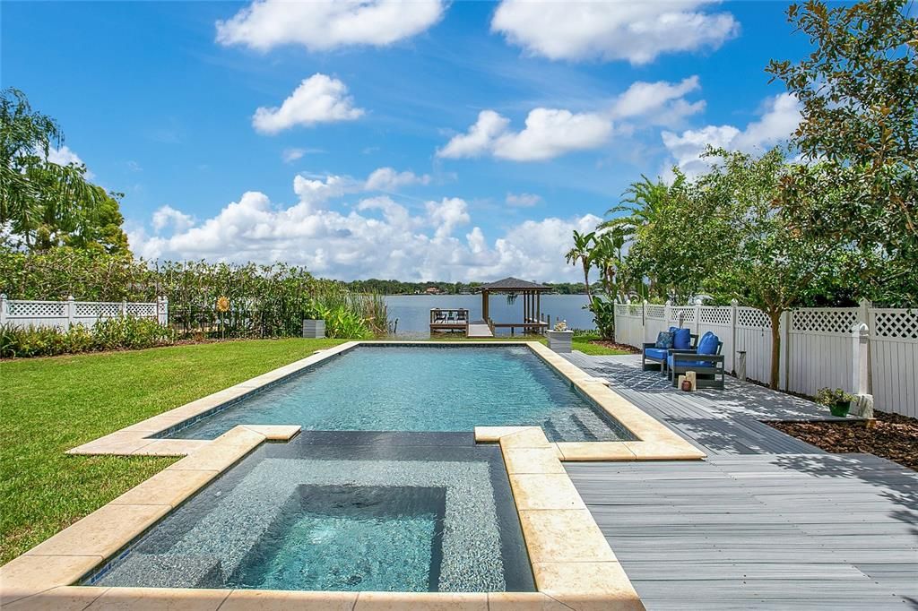 For Sale: $2,895,000 (6 beds, 5 baths, 6163 Square Feet)