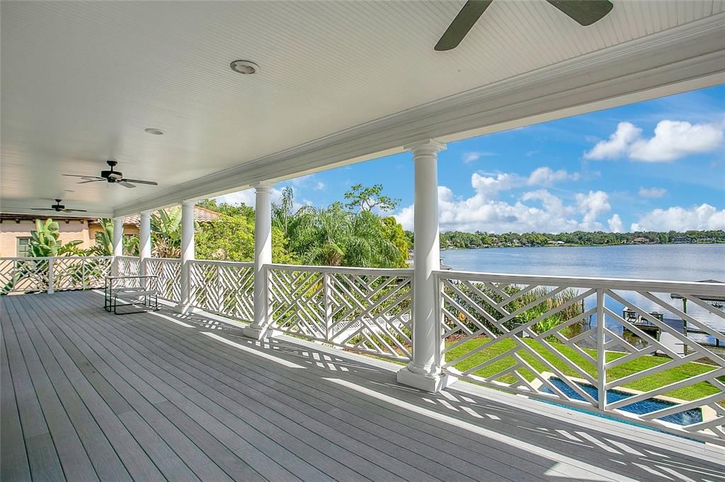 For Sale: $2,895,000 (6 beds, 5 baths, 6163 Square Feet)