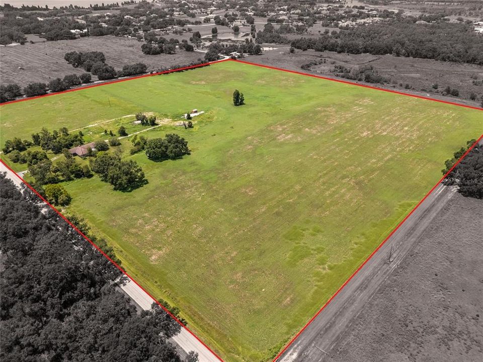 На продажу: $5,500,000 (39.40 acres)