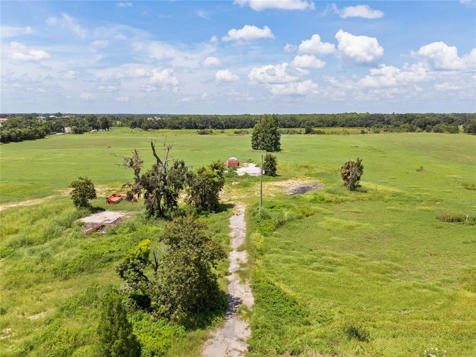 На продажу: $5,500,000 (39.40 acres)