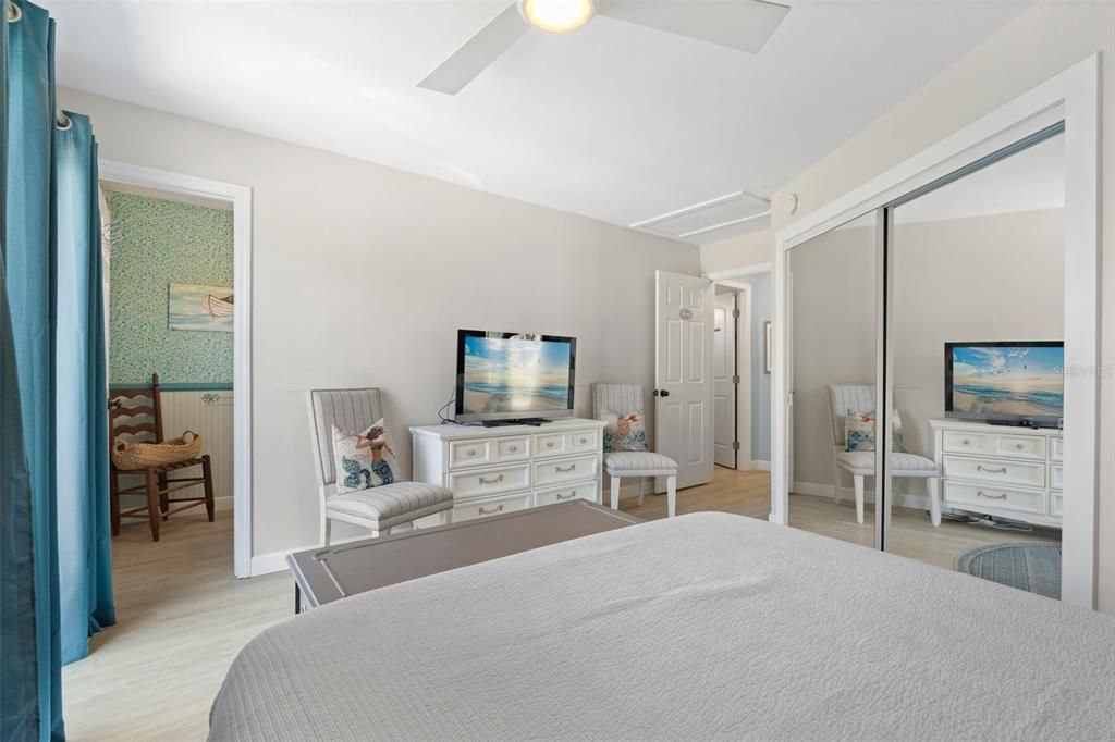 For Sale: $1,500,000 (4 beds, 0 baths, 1682 Square Feet)