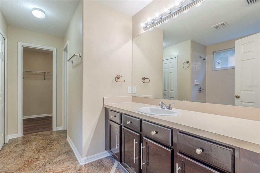 Active With Contract: $299,900 (3 beds, 2 baths, 1585 Square Feet)