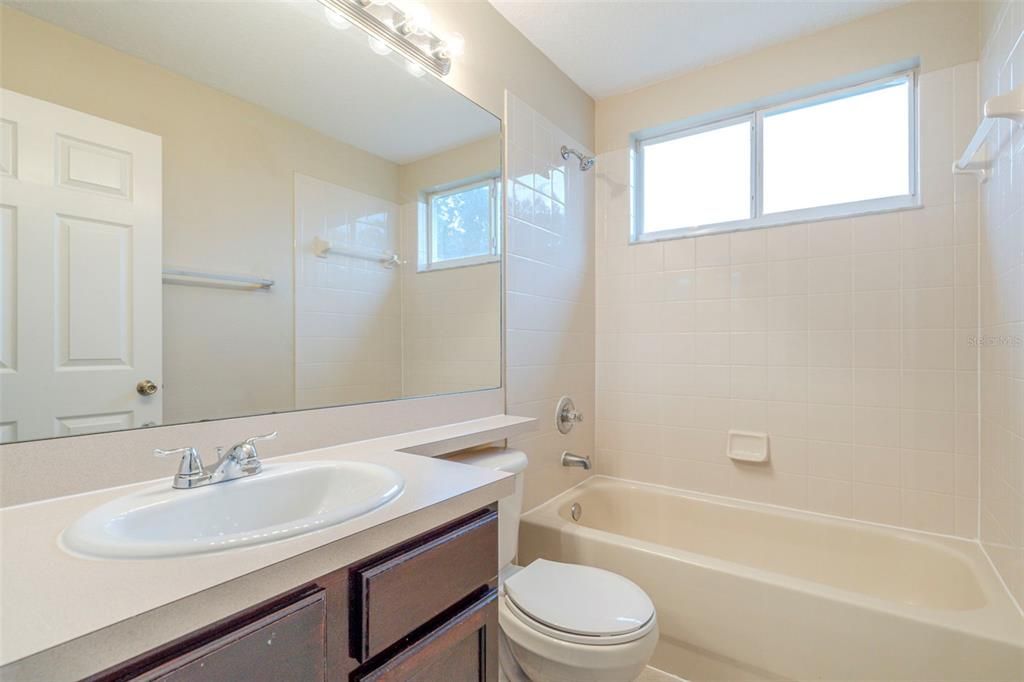 Active With Contract: $299,900 (3 beds, 2 baths, 1585 Square Feet)