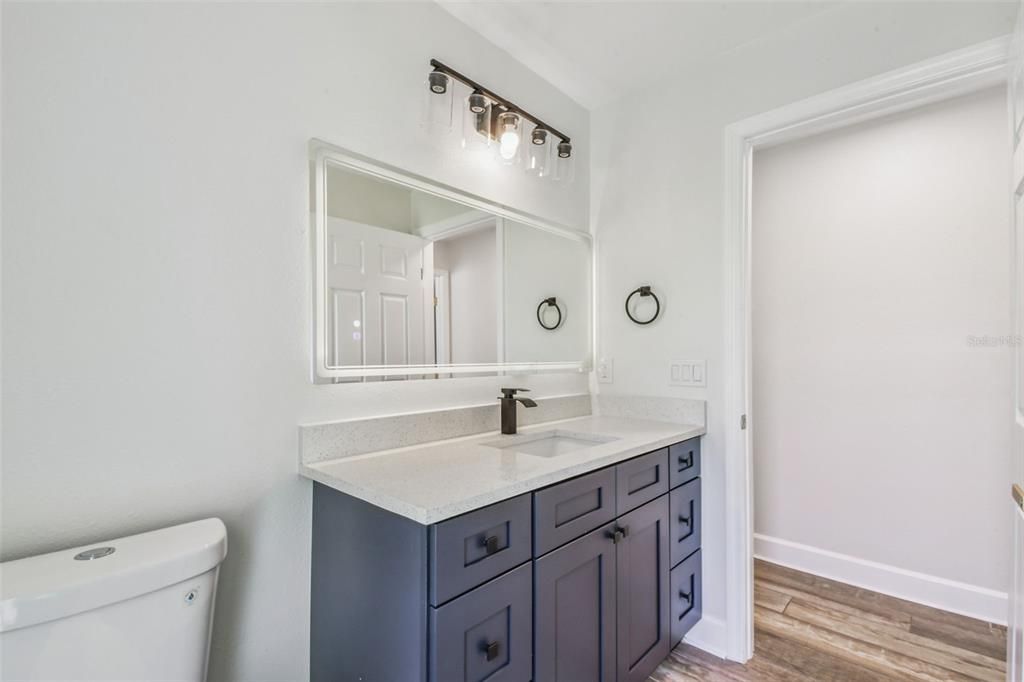 En Venta: $865,000 (5 camas, 2 baños, 2680 Pies cuadrados)