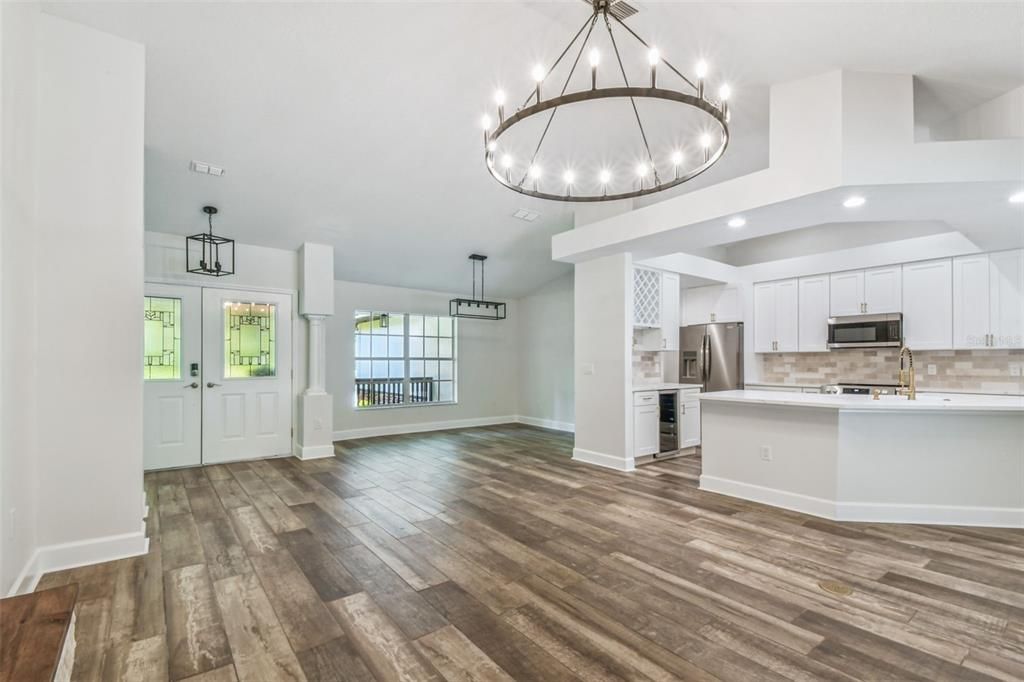 En Venta: $865,000 (5 camas, 2 baños, 2680 Pies cuadrados)