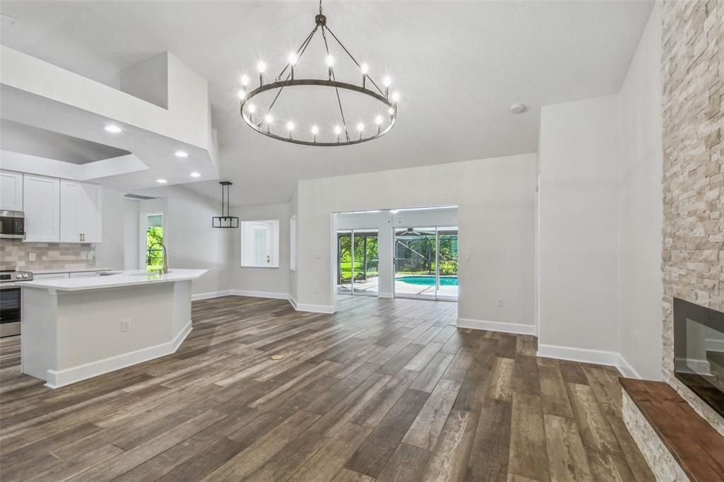 En Venta: $865,000 (5 camas, 2 baños, 2680 Pies cuadrados)