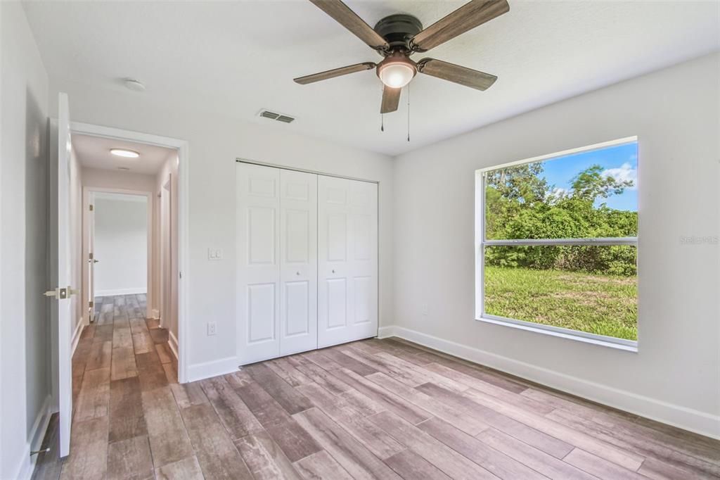 En Venta: $865,000 (5 camas, 2 baños, 2680 Pies cuadrados)