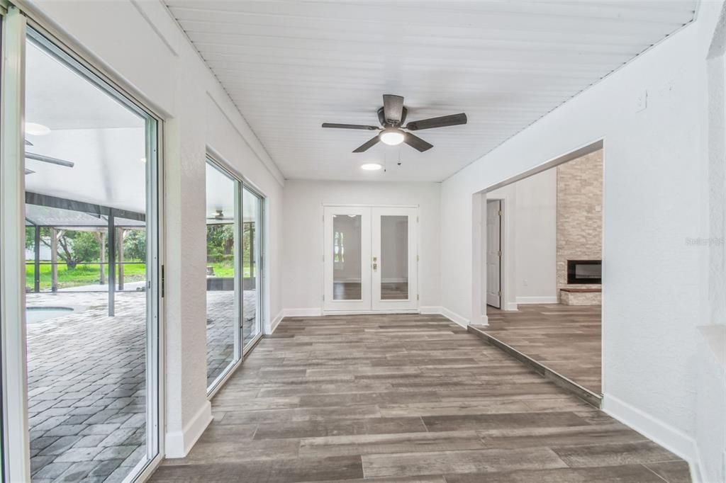 En Venta: $865,000 (5 camas, 2 baños, 2680 Pies cuadrados)