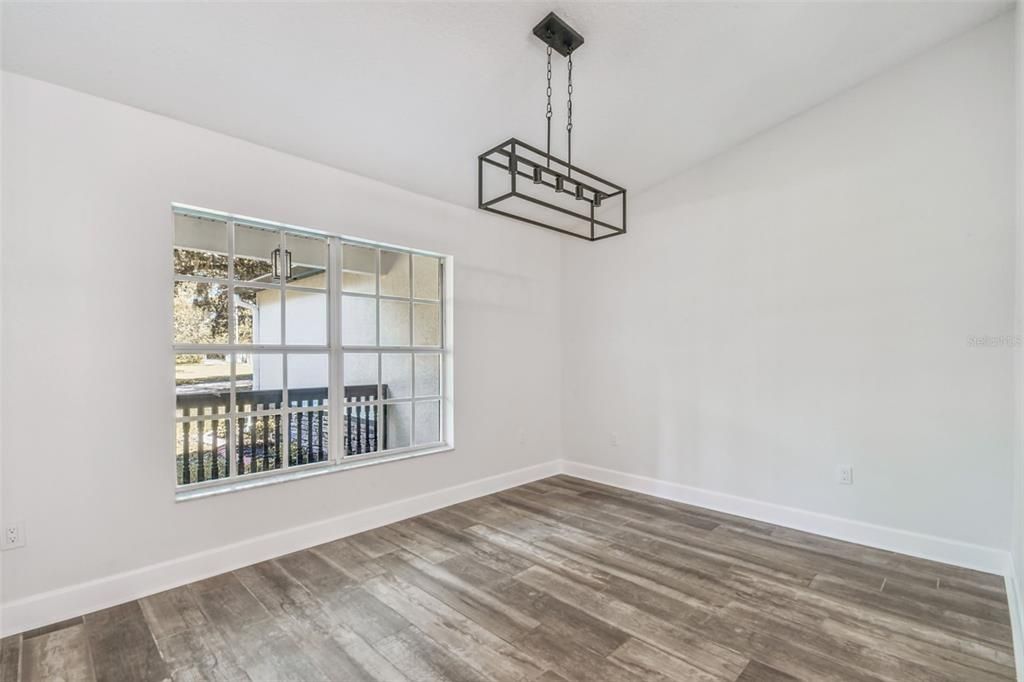 En Venta: $865,000 (5 camas, 2 baños, 2680 Pies cuadrados)