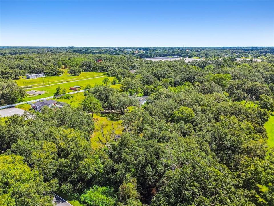 En Venta: $865,000 (5 camas, 2 baños, 2680 Pies cuadrados)