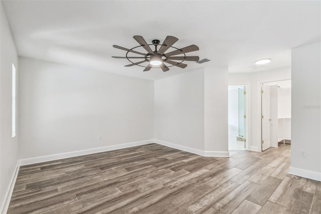 En Venta: $865,000 (5 camas, 2 baños, 2680 Pies cuadrados)